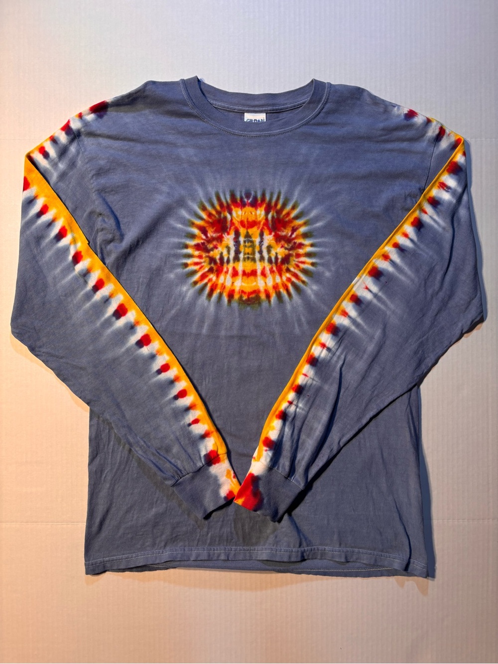 Vtg Gildan Sunburst Tie Dye 90’s Y2K Long Sleeve Blue Graphic T-shirt Sz L